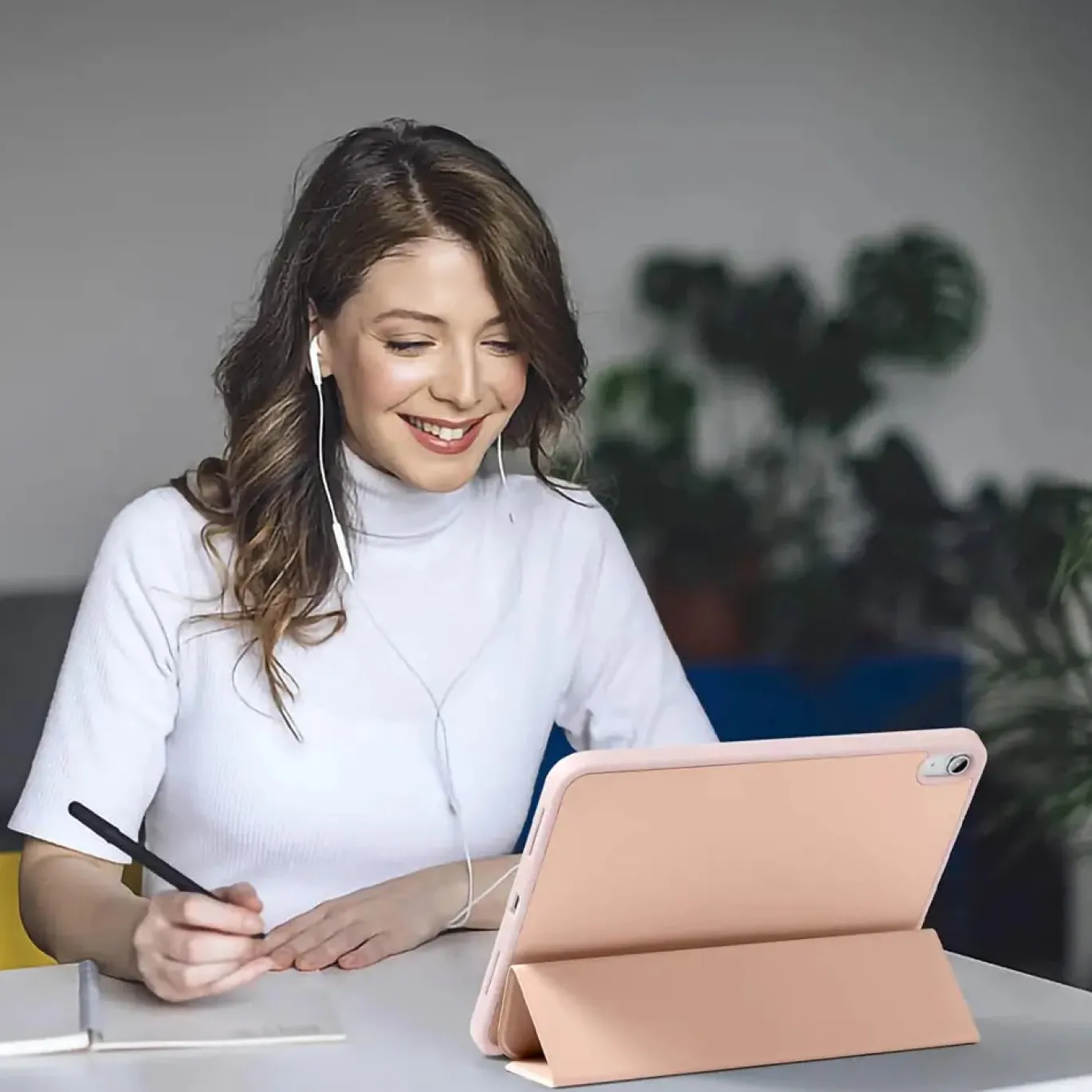 13" iPad Air (M3) / 13" iPad Pro (M4) - Smart Cover mit Sleep-Funktion