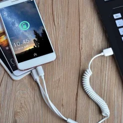 KFZ Ladegerät R7 mit 3in1 Kabel